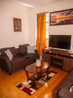 Immaculate furnished 1-Bedroom Apartment - 2