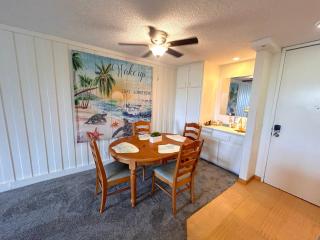 Oceanview Retreat - Steps to the Beach and 2 Pools - Oceanside - 4