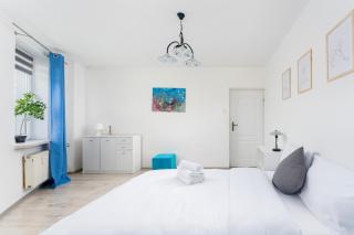 Osiedle Oświecenia Comfort Apartment by BookingHost - Cracovia - 8