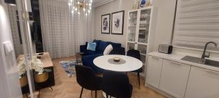 Cozy Apartment with Balcony 20 minutes from Warsaw by Noclegi Renters - Ożarów Mazowiecki - 9