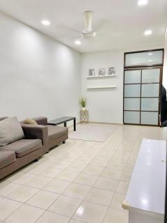 Kuantan Guesthouse Homestay IS - Kuantan - 5