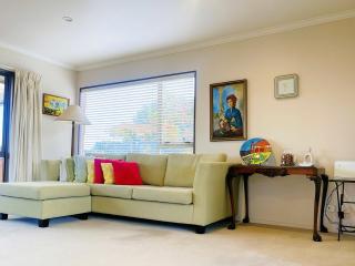 Lakewood Family Retreat-Spacious Cozy Relax - Taupo - 3