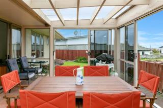 Lakewood Family Retreat-Spacious Cozy Relax - Taupo - 2