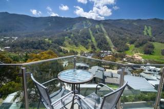 Lantern 30 - Balcony - Thredbo - 4