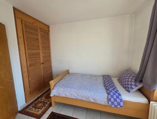 Ein bequemes Zimmer in einer ruhigen Umgebung Näher Zentrum mit gemeinsam genutzte Bad und Küchengeräte - Kleve - 6