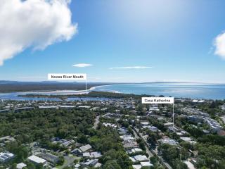 Casa Katharina – Your Coastal Escape on Noosa Hill - Noosa Heads - 4