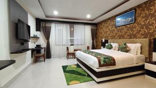 Staynest Z Resort Gangtok - swimming pool #gym #BAR #garden #parking - Gangtok - 7