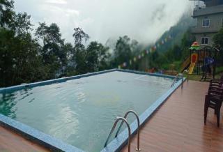 Staynest Z Resort Gangtok - swimming pool #gym #BAR #garden #parking - Gangtok - 0