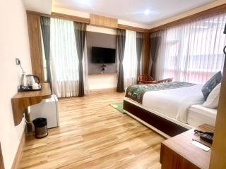Staynest Z Resort Gangtok - swimming pool #gym #BAR #garden #parking - Gangtok - 8
