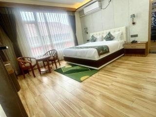 Staynest Z Resort Gangtok - swimming pool #gym #BAR #garden #parking - Gangtok - 2