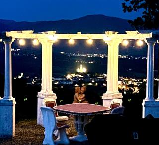 Poggelleri la cartolina su Poppi e le colline toscane - 2