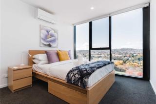 Lovely Sunny 2-bedroom Apartment with Pool and Gym - Phillip - 7