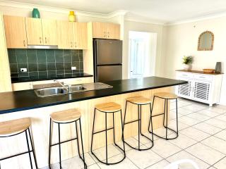 Sandstone Point 4-bedroom Home - Sandstone Point - 1