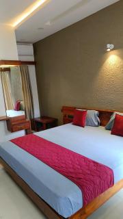 Nelleri Residency - Iritti - 7