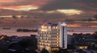 Hotel Santika Makassar - Makassar - 1