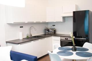 Fantabulous Downtown Abode w King Bed, 65" TV, Washer and Tumble Dryer - Zagreb - 9
