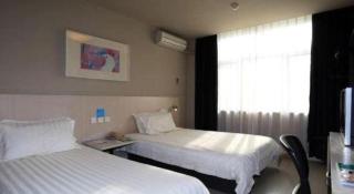 Jinjiang Inn Changchun Pepole Square - Changchun - 3