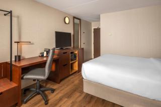 Comfort Inn - 1