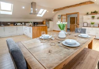 Coed Y Nant Barn - Cilybebyll - 1