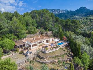 VILLA ES PUTCHET - Beautiful house with private pool and free Wi-Fi - Bunyola - 9