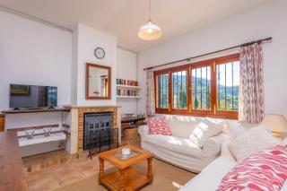 VILLA ES PUTCHET - Beautiful house with private pool and free Wi-Fi - Bunyola - 2