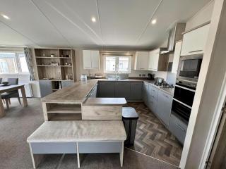 Stunning Lodge At Seaview Holiday Park In Kent Ref 47012Pb - Whitstable - 9