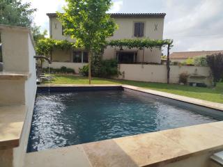 Villa face au Mont Ventoux avec bassin - Modène - 0