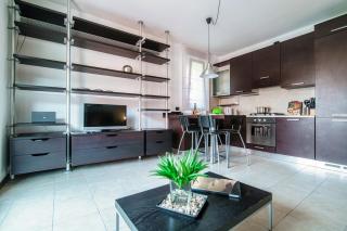 JOIVY Modern Apartment with Terrace near Lake Como - 9