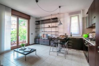 JOIVY Modern Apartment with Terrace near Lake Como - Como - 3