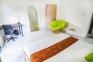 Ava Guesthouse #3 - Cozy Room with Desk&Kitchenette - Badung - 9