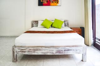 Ava Guesthouse #3 - Cozy Room with Desk&Kitchenette - Badung - 3