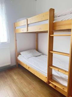 Hostel pracowniczy s8 - - 3
