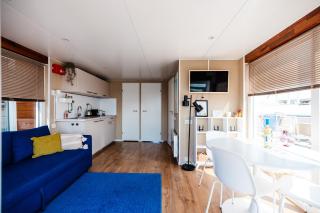 Floating Holiday Home - 15 mins to AMS - Vinkeveen - 8