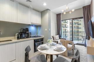 Sleek 1-Bedroom Getaway in Zada Tower - 4