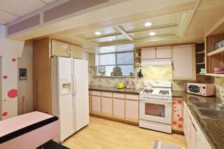 Barbiecore Dream Pad in Sacramento - Sacramento - 6