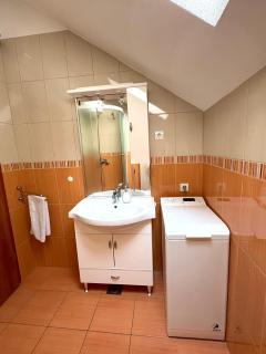 Guest House Štorija, Vis Center, 1 min from Ferry - 1