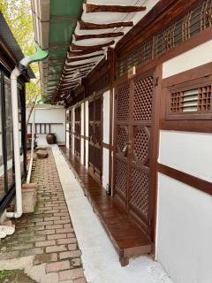 Jeonju Gaindang Hanok Stay - Jeonju - 0