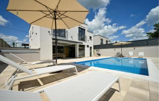 Beautiful Home In Maglenca With Sauna - Maglenča - 3