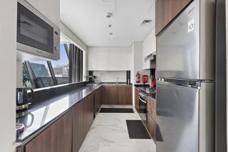 Vayk - Vibrant and Spacious 2BR Apartment in Business Bay - 7