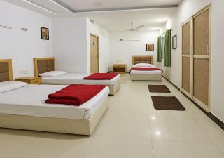 Stay Guru Usha Residency - Bhuj - 2