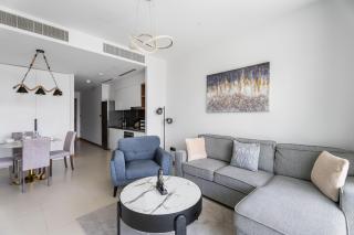 VayK - Sleek & Stylish 1BR in Vida Dubai Marina - 2