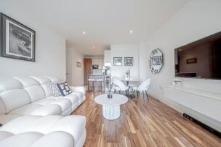 Battersea Reach Luxury Riverside Apartment - Londra - 0