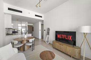 Vayk - Amazing 1BR Apartment in JVC - 6