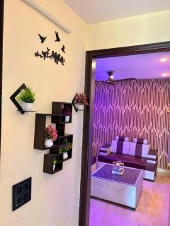 Independent 1 Bhk flat in New Delhi - Neu-Delhi - 0
