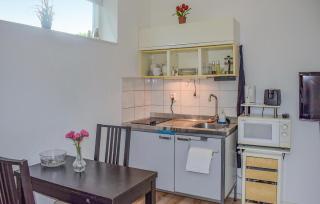 Cozy Apartment In Bunkeflostrand - Bunkeflostrand - 5