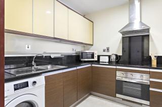 VayK - Stylish 1BR with Secluded Beach Access in Palm Jumeirah - 7