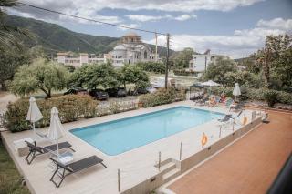 Nick Rooms - Stavros - 4