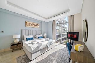 VayK - Luxurious 1BR with Beach Access on Palm Jumeirah - 3