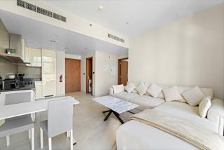 VayK - Chic Marina-Front 1BR Apartment in a Luxurious Location - 1