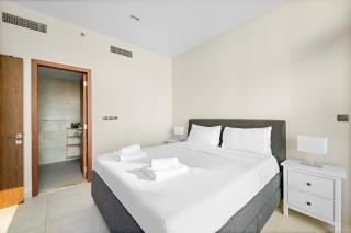 VayK - Chic Marina-Front 1BR Apartment in a Luxurious Location - 6